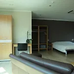 Boardhouse 3*